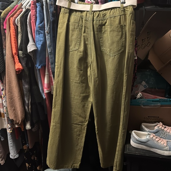 POL Olive Green Cropped Pants with Colorful Accents - Picture 10 of 10